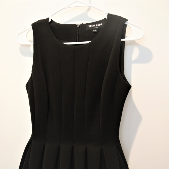 Vero Moda Black cocktail/party dress - Picture 3 of 6